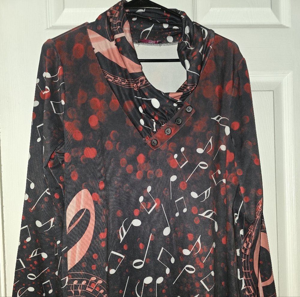 Musical Note Patterned Long Sleeve Top